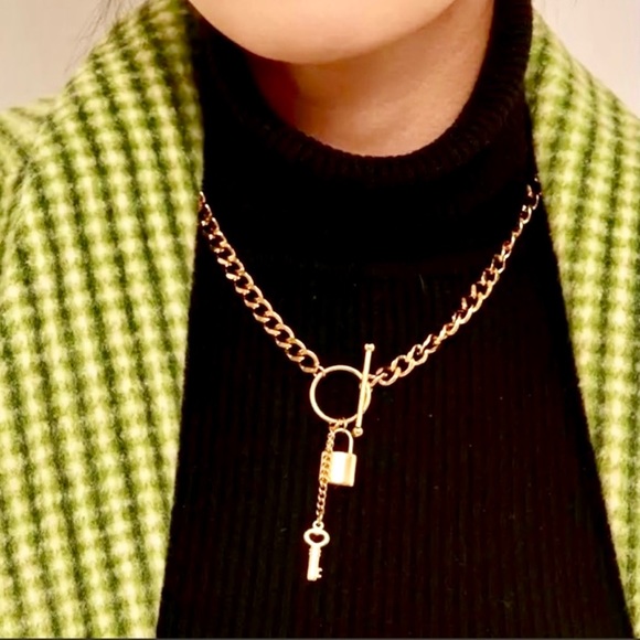 14k Gold Stainless Steel Toggle Lock and Key Pendant Necklace - Picture 4 of 10